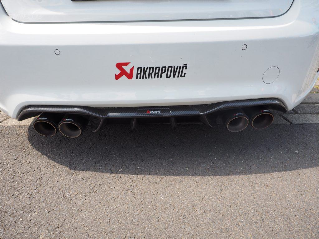 BMW-M2-Akrapovic-exhaust-3