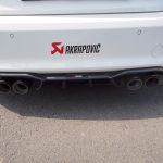 Akrapovic Evolution Line (Titanium) Komplettanlage mit Carbon Endrohre passend für BMW M2 F87