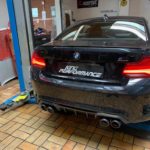 Akrapovic Slip-On (TITAN) passend für BMW M2 Competition F87 (mit OPF) inkl. Carbon Endrohre