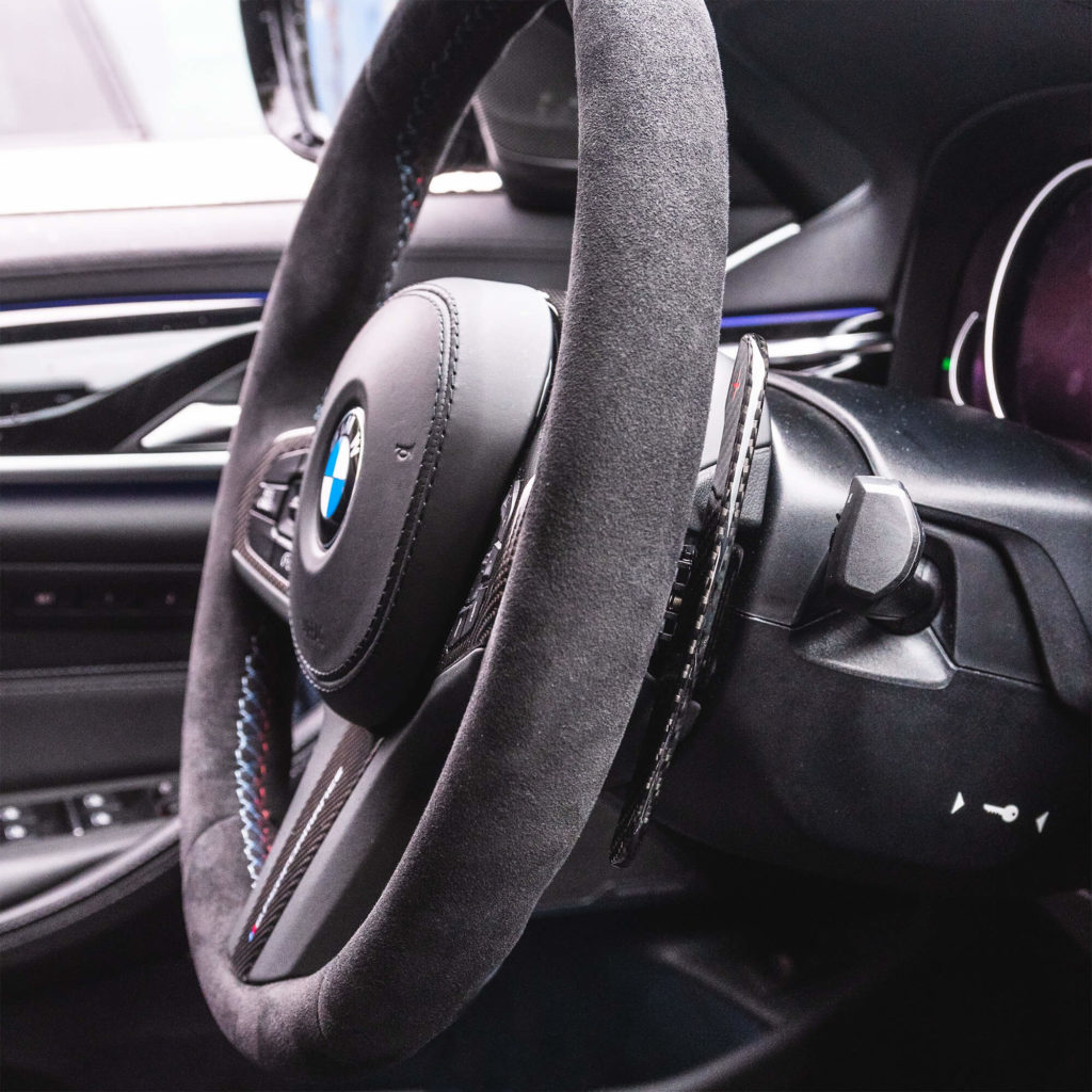 PaddleShifterz-carbon-fiber-paddle-shifters-for-G-series-BMW-F90-M5-side-shot-2