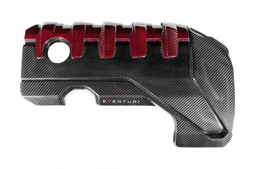 RS3_engine_cover_1_47237_2047x1365