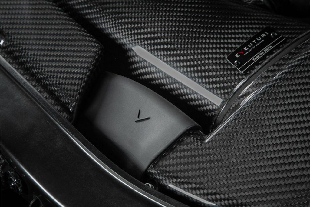 eventuri-carbon-ducts-fuer-bmw-e9x-m3-gloss-10_50629_799x533_2